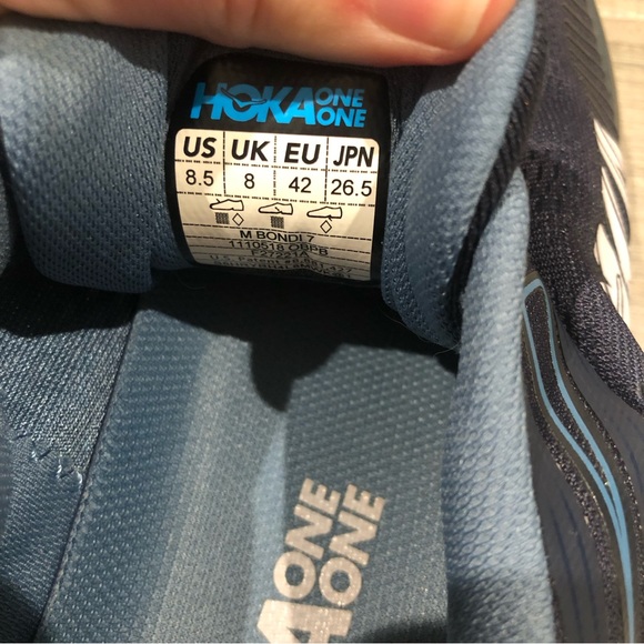 Hoka One One Bondi 7 Running Shoes - Picture 3 of 3